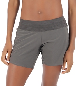 oiselle long pocket jogger shorts