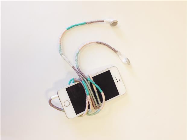 DIY: Hand-wrapped Headphones