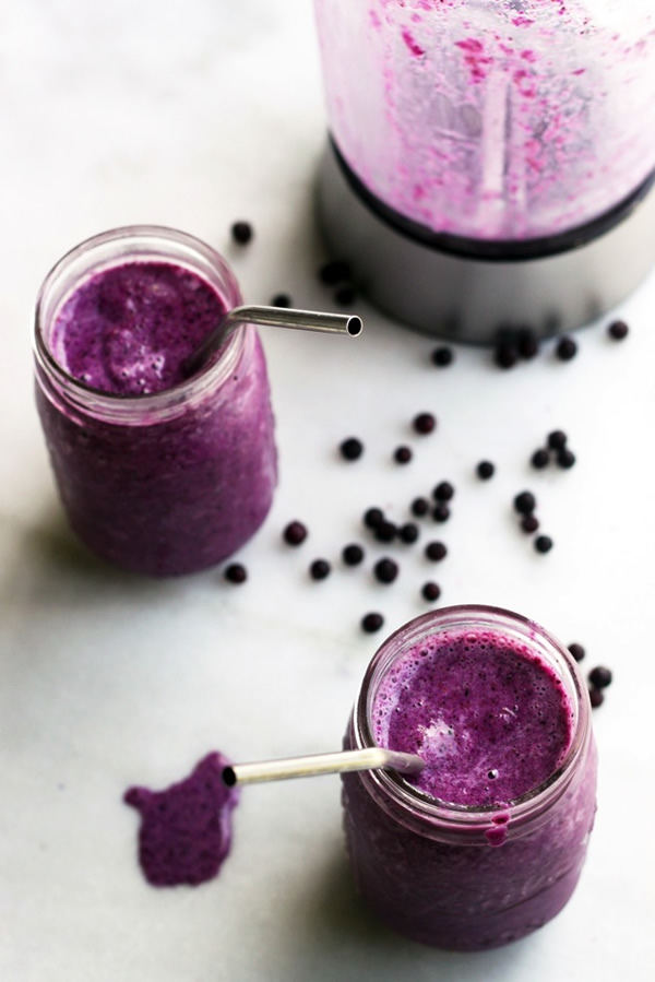 Healthy Eats: Red Cabbage Blueberry Smoothie
