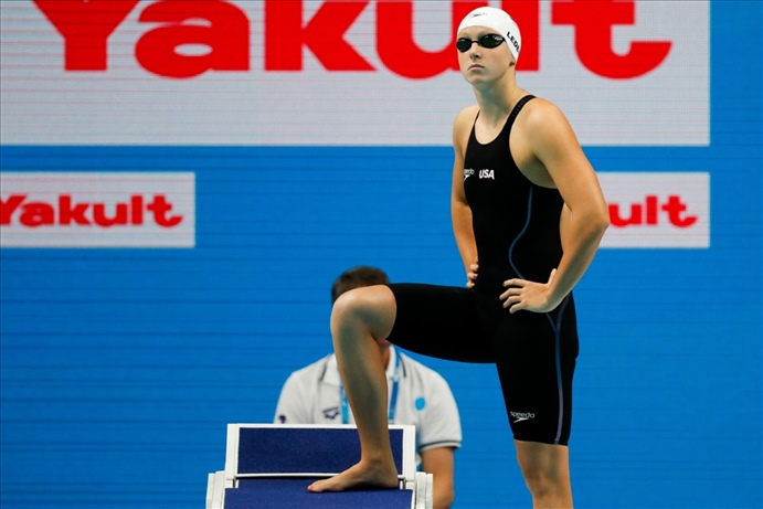 caeleb dressel mizuno