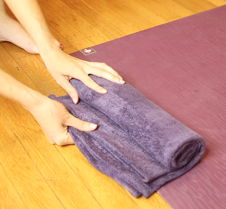 grippy yoga mat towel