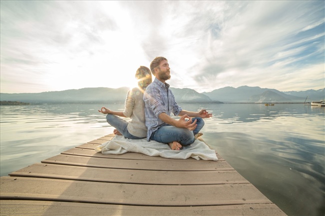 3 Ways Yoga Can Improve Your Relationships