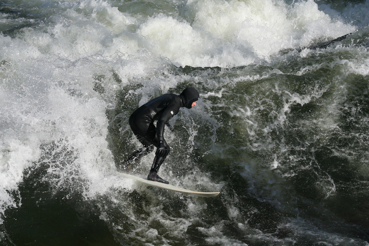 Surfing Wetsuits vs. Swimming Wetsuits