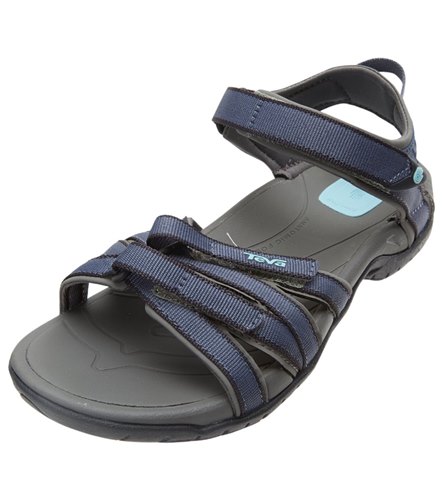 stores that sell tevas