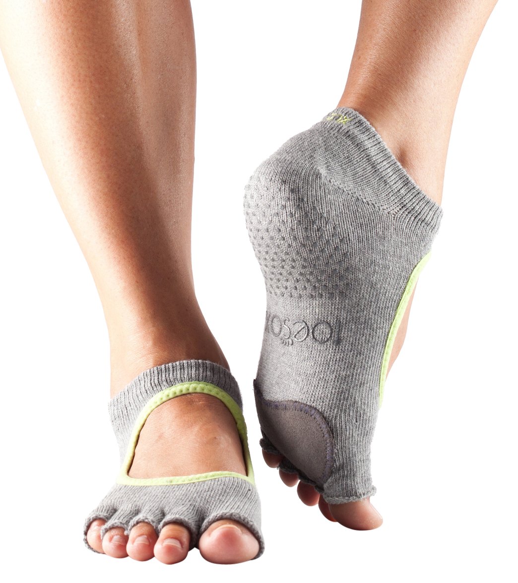 2 Pair XS Women/'s Hot Pink Yoga Dance Pilates Grip Socks New NIP