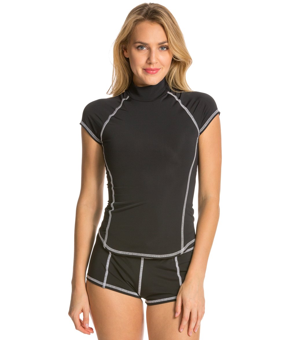 Girls4Sport S/S Rashguard with White Stitching and Shelf Bra at