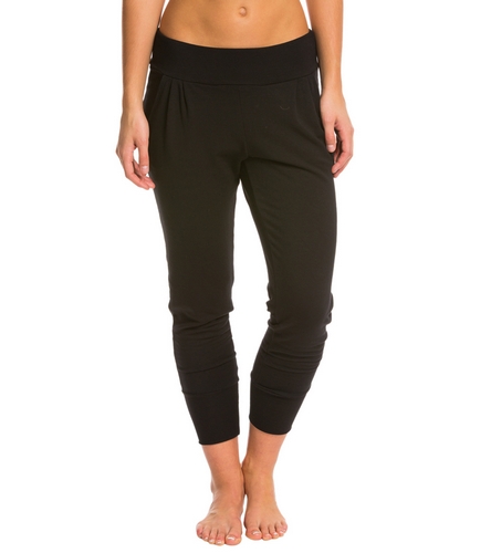 Beyond Yoga Cozy Fleece Long Freestyle Joggers at YogaOutlet.com - Free ...