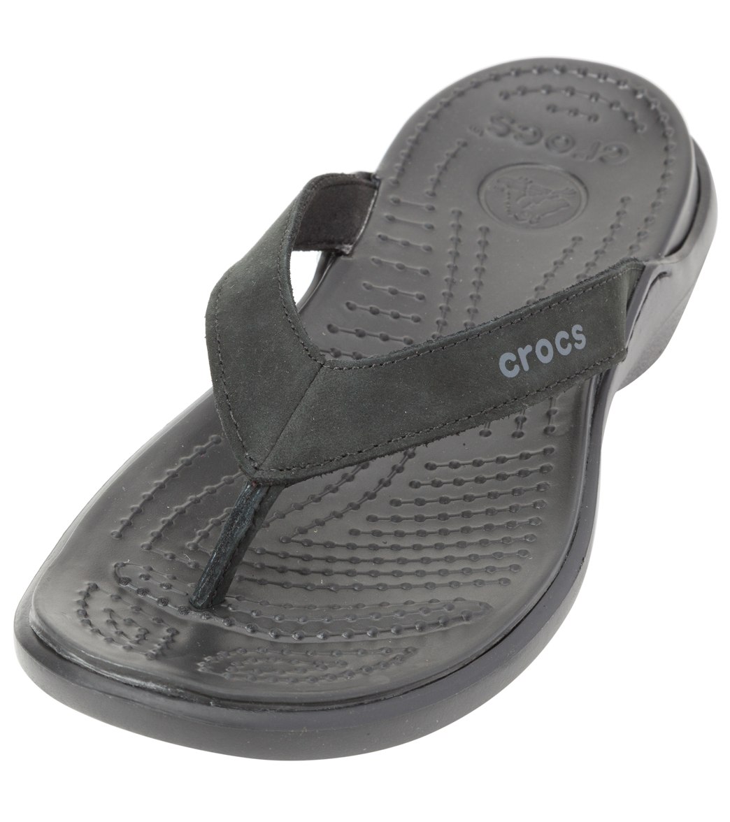 croc capri flip flops