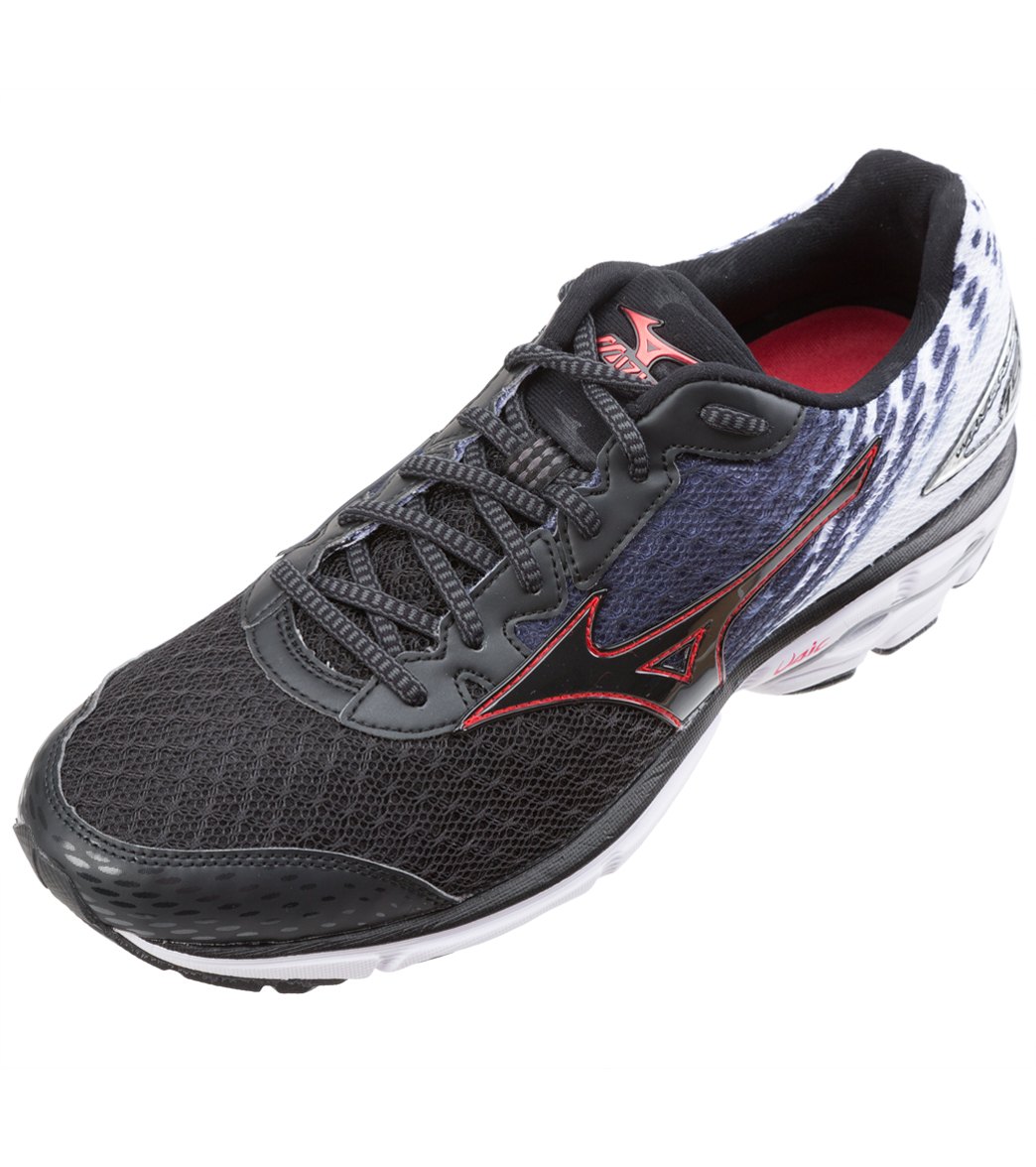 mizuno wave rider 19 amazon