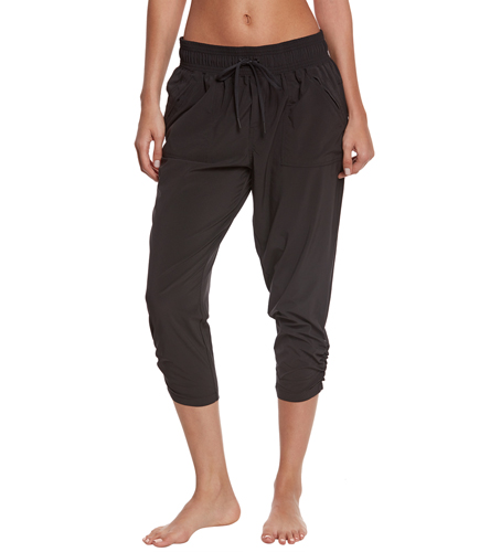 womens cropped joggers