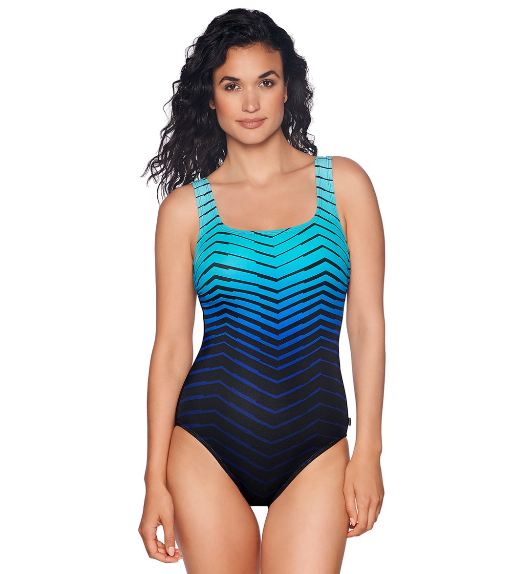 Reebok Women S Prime Performance Scoop Back Chlorine Resistant One Piece Swimsuit At Swimoutlet