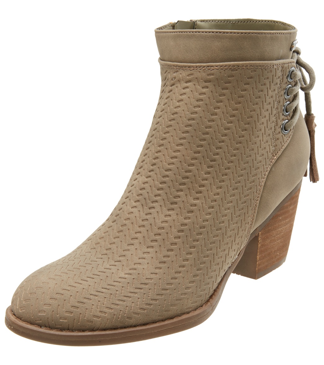 Roxy Women's Devon Ankle Boot at SwimOutlet.com - Free Shipping