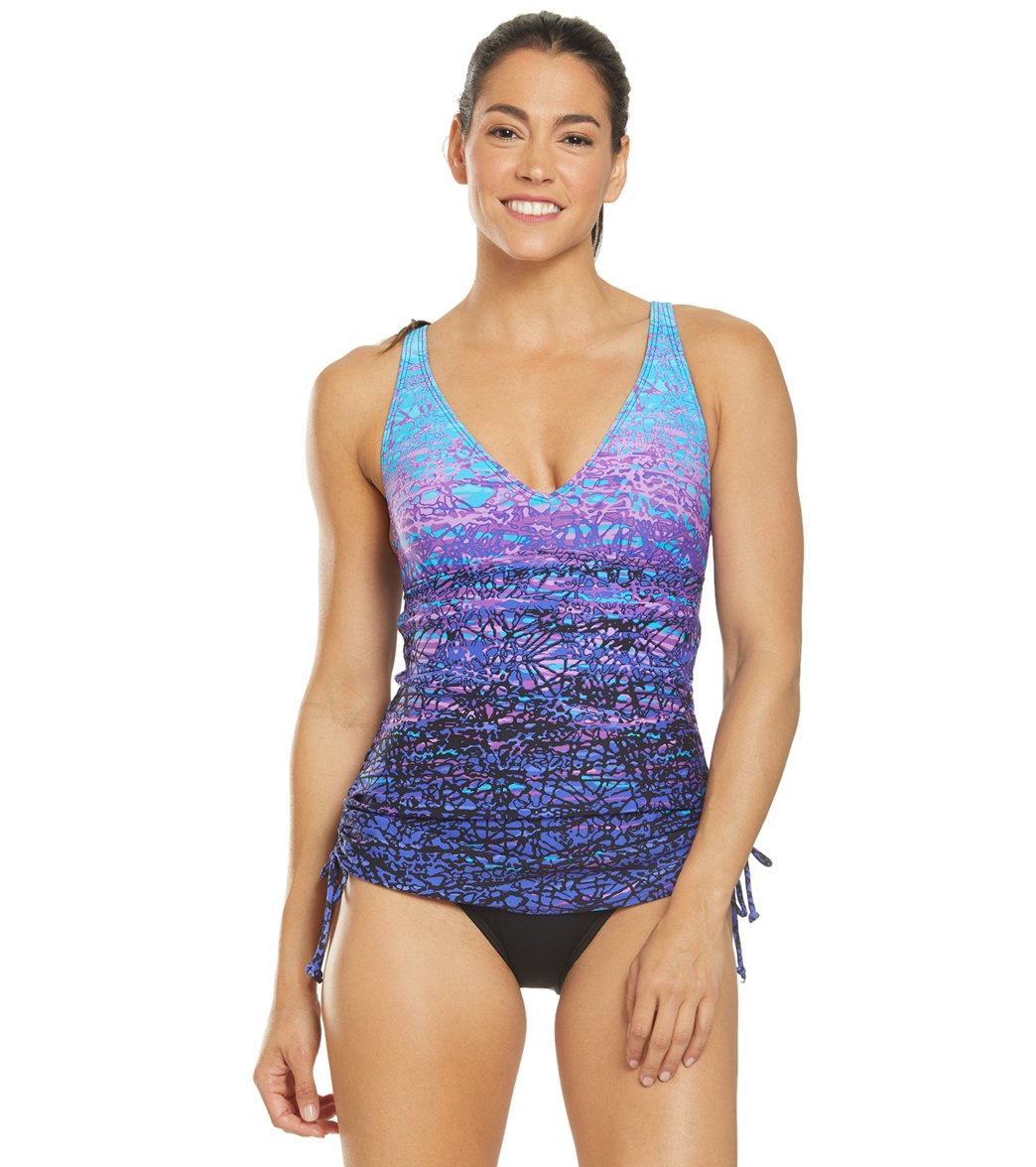 TYR Women S Arctic V Neck Sheath Chlorine Resistant One Piece Swimsuit   8183380 30980 1A Zoomin 